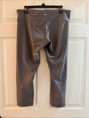 lululemon athletica Gray Cropped Performance Leggings only worn once